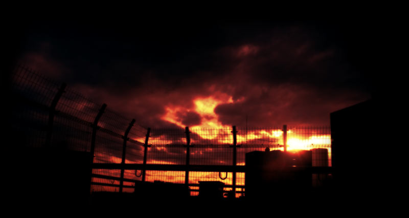 屋上と夕陽の写真素材 Neo Himeism